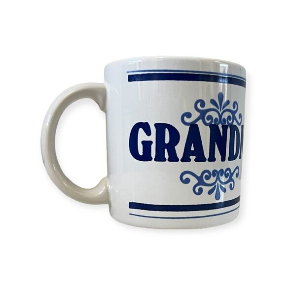 Vintage GHC England Granma Coffee Mug Blues & Whites Holds 10 - 12 Oz. - Picture 4 of 8